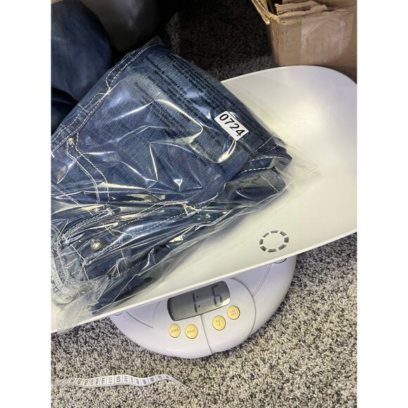 Ariat Mid-Rise Embroidered Bootcut Dark Denim Jeans, Women's 26S Western Cowgirl - Picture 11 of 11